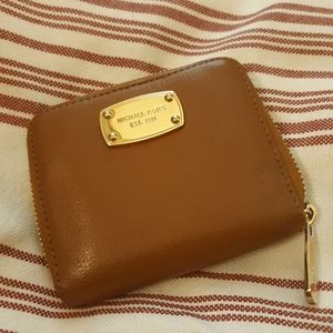 Michael kors wallet